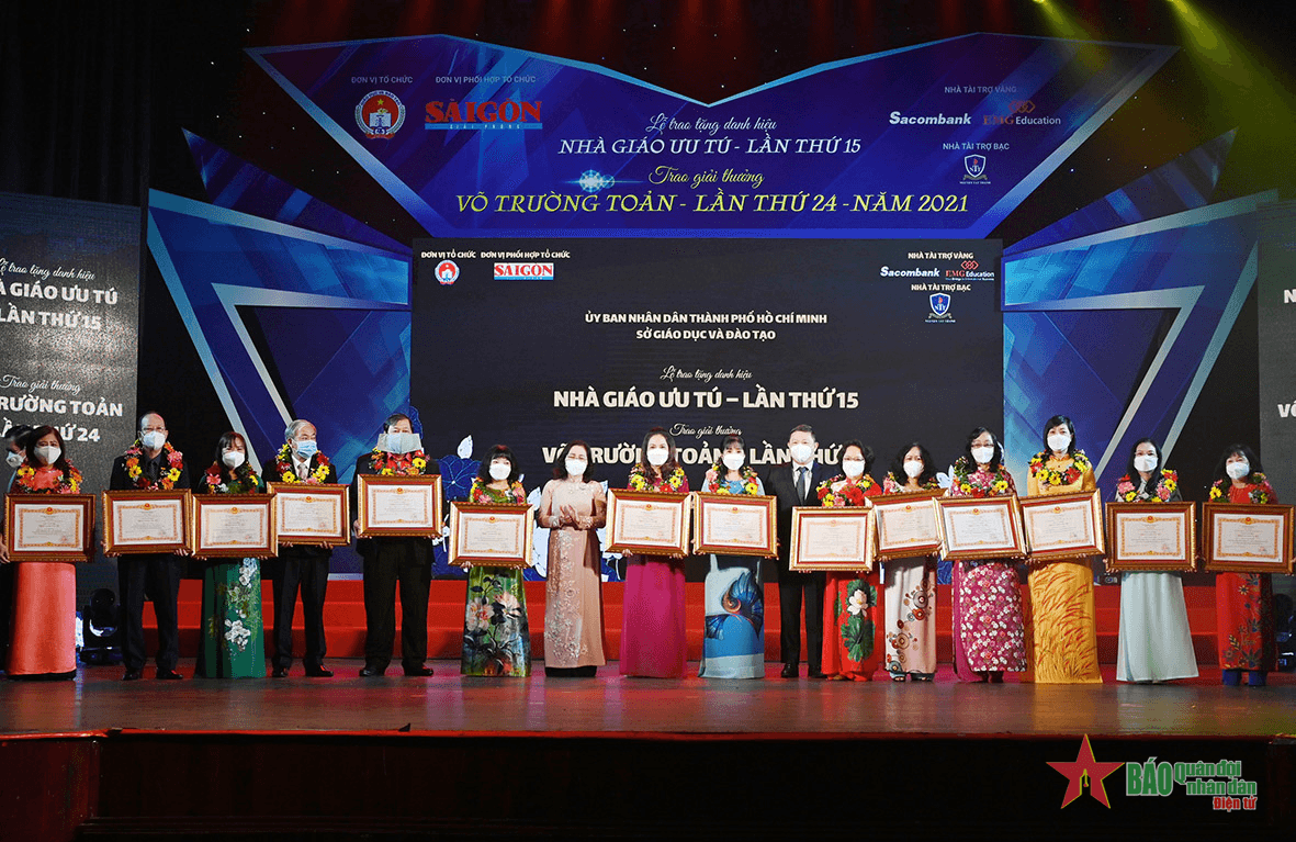 TP Hồ Chí Minh: 50 cán bộ quản lý, giáo viên tiêu biểu nhận Giải thưởng Võ Trường Toản