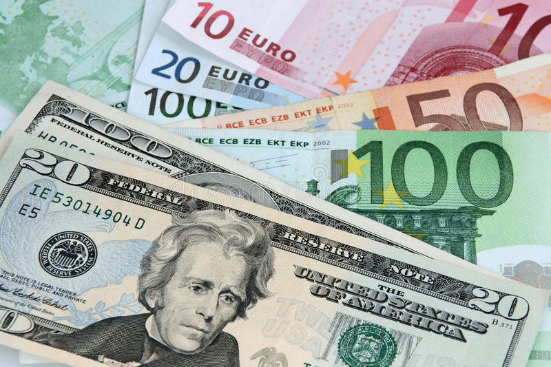 Tỷ giá USD hôm nay 5-12: USD chững lại, bitcoin lao dốc mạnh còn hơn 49.100 USD
