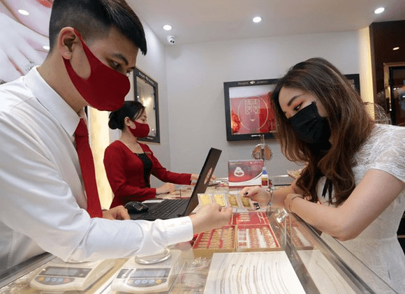 Giá vàng SJC hôm nay tiếp tục đà tăng
