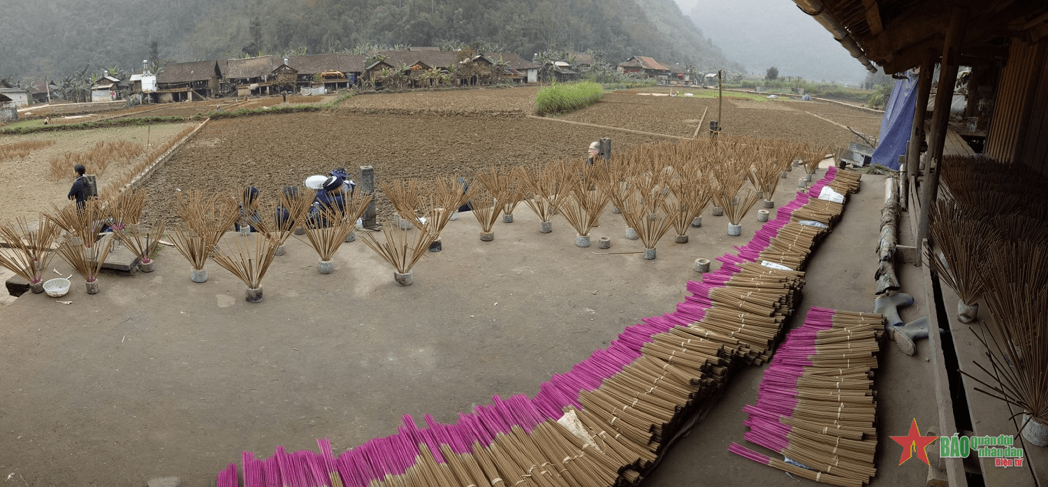 Nghề làm hương thảo mộc Nà Kéo