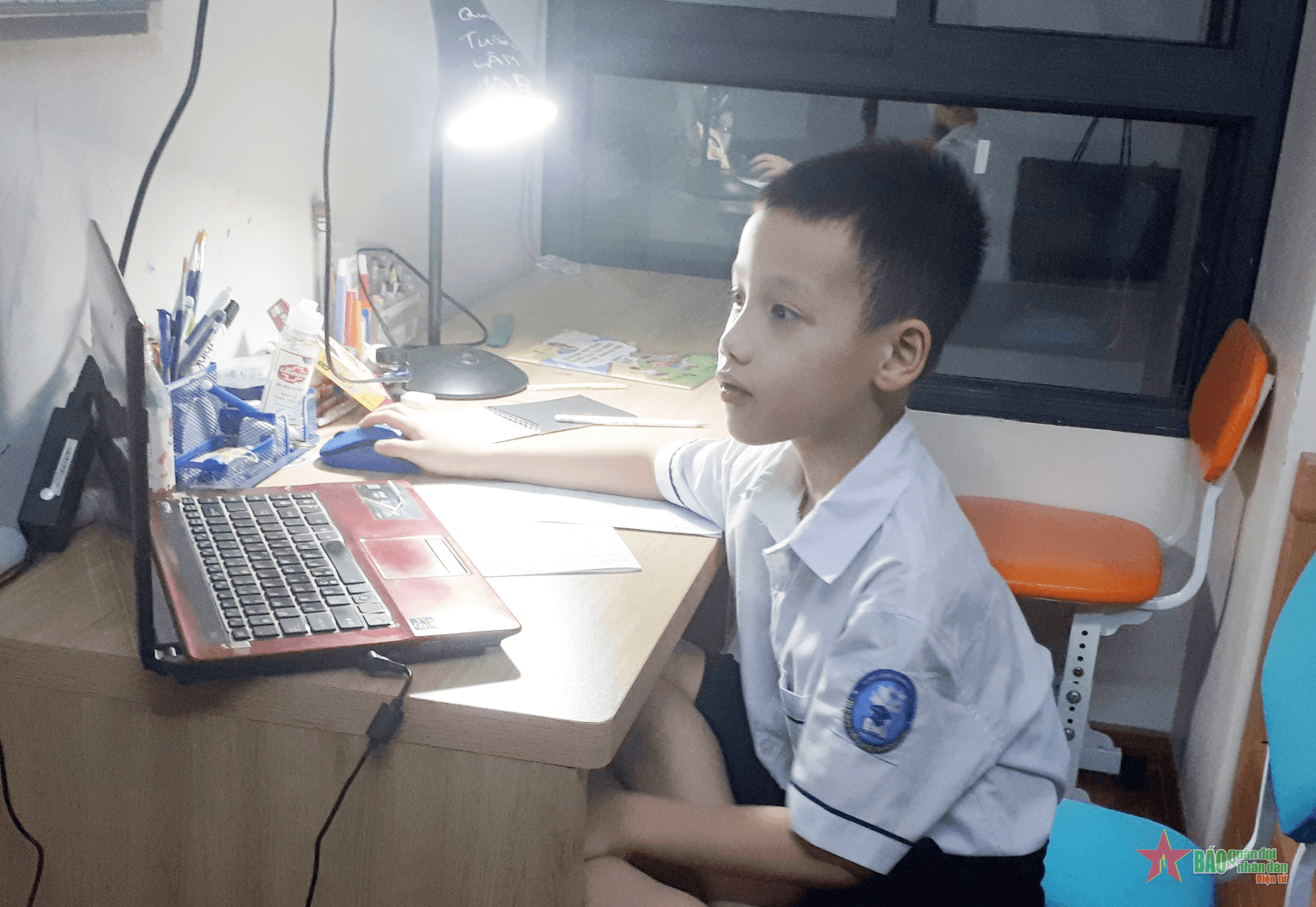 Bộ Giáo dục và Đào tạo lý giải việc học sinh lớp 1, lớp 2 phải kiểm tra trực tiếp