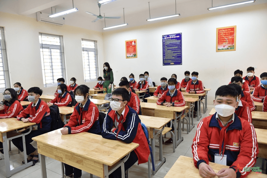 Hà Nội có thêm 1 quận và 10 xã chuyển sang học trực tuyến