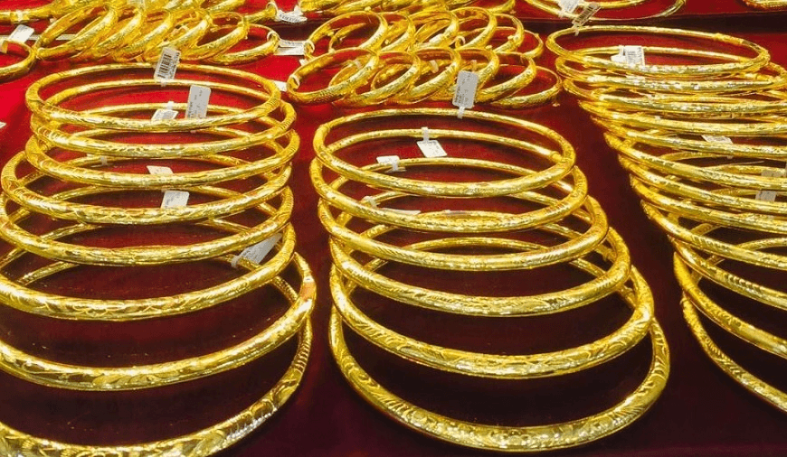 Giá vàng hôm nay 30-12: Vàng trong nước đồng loạt giảm 200.000 đồng/ lượng