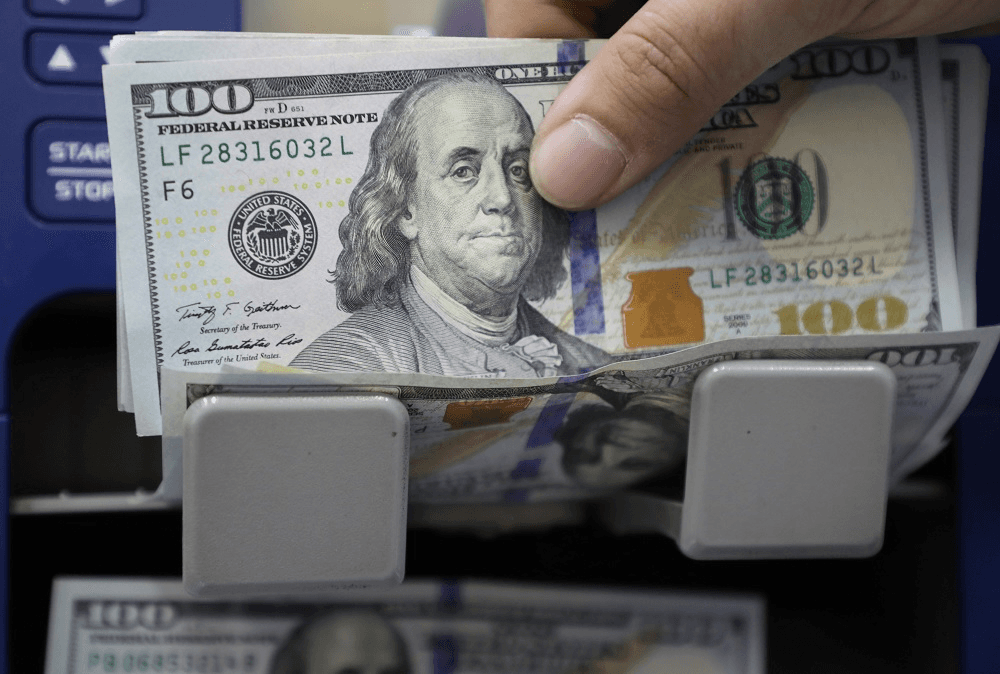 Tỷ giá USD hôm nay 5-1: Đồng USD dao động nhẹ, giá bitcoin tiếp đà giảm còn hơn 46.000 USD