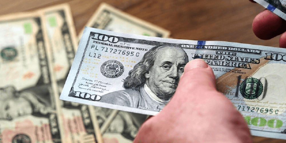 Tỷ giá USD hôm nay 6-1: Đồng USD bất ngờ suy yếu nhẹ, giá bitcoin lao dốc còn hơn 43.500 USD