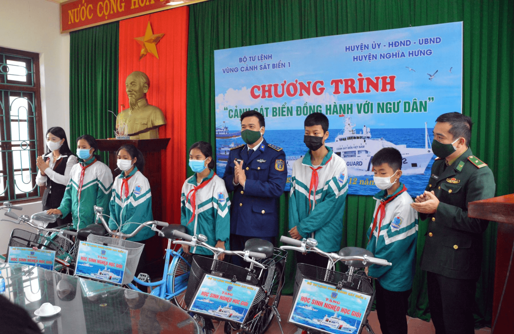 Ấm lòng ngư dân huyện Nghĩa Hưng