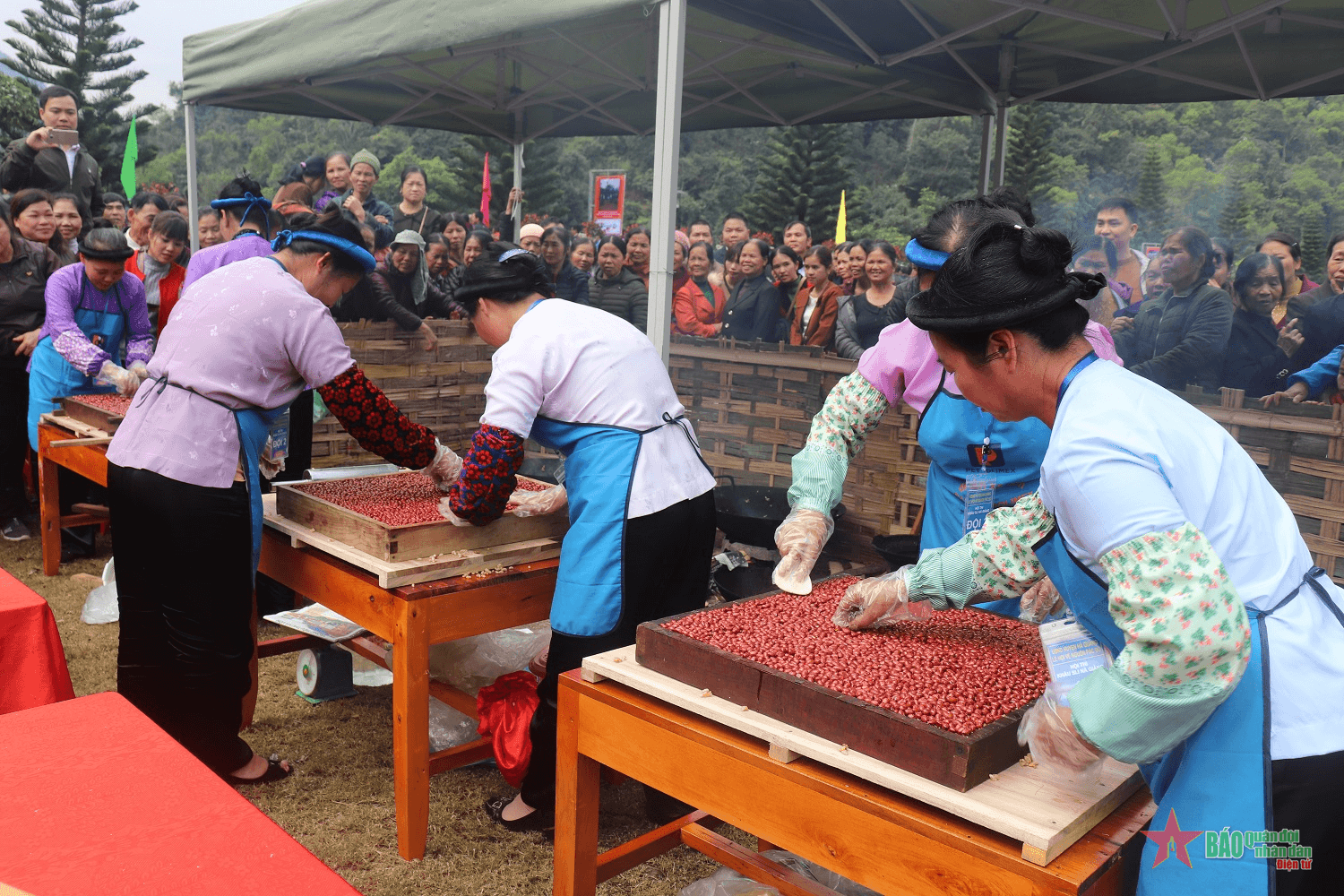 Phát triển thương hiệu bánh “Khẩu sli Nà Giàng”