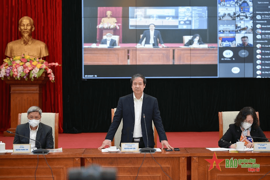 Bàn phương án mở cửa trường học an toàn