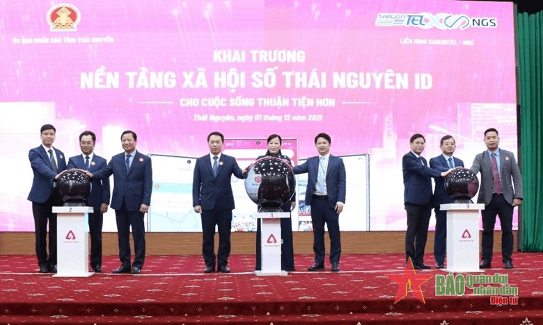 Phát triển nền tảng xã hội số kết nối dịch vụ hành chính công