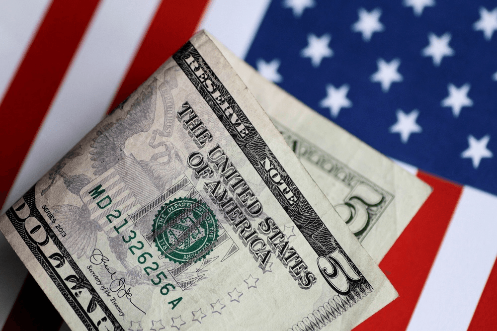 Tỷ giá USD hôm nay 23-1: USD chốt phiên tuần tăng, bitcoin rớt xuống đáy 34.000 USD