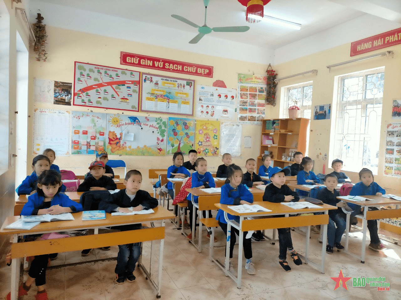 Xã Thống Nhất, huyện Lộc Bình (Lạng Sơn): Giữ gìn và phát huy trang phục truyền thống của người Sán Chỉ