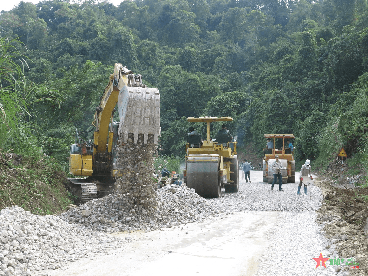 Chăm lo cho đồng bào dân tộc thiểu số