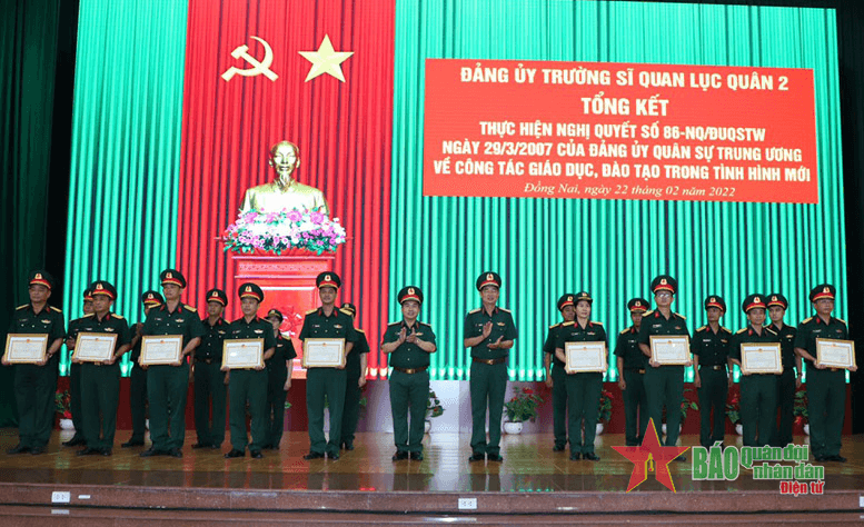 Đảng ủy Trường Sĩ quan Lục quân 2 lãnh đạo hiệu quả công tác giáo dục - đào tạo