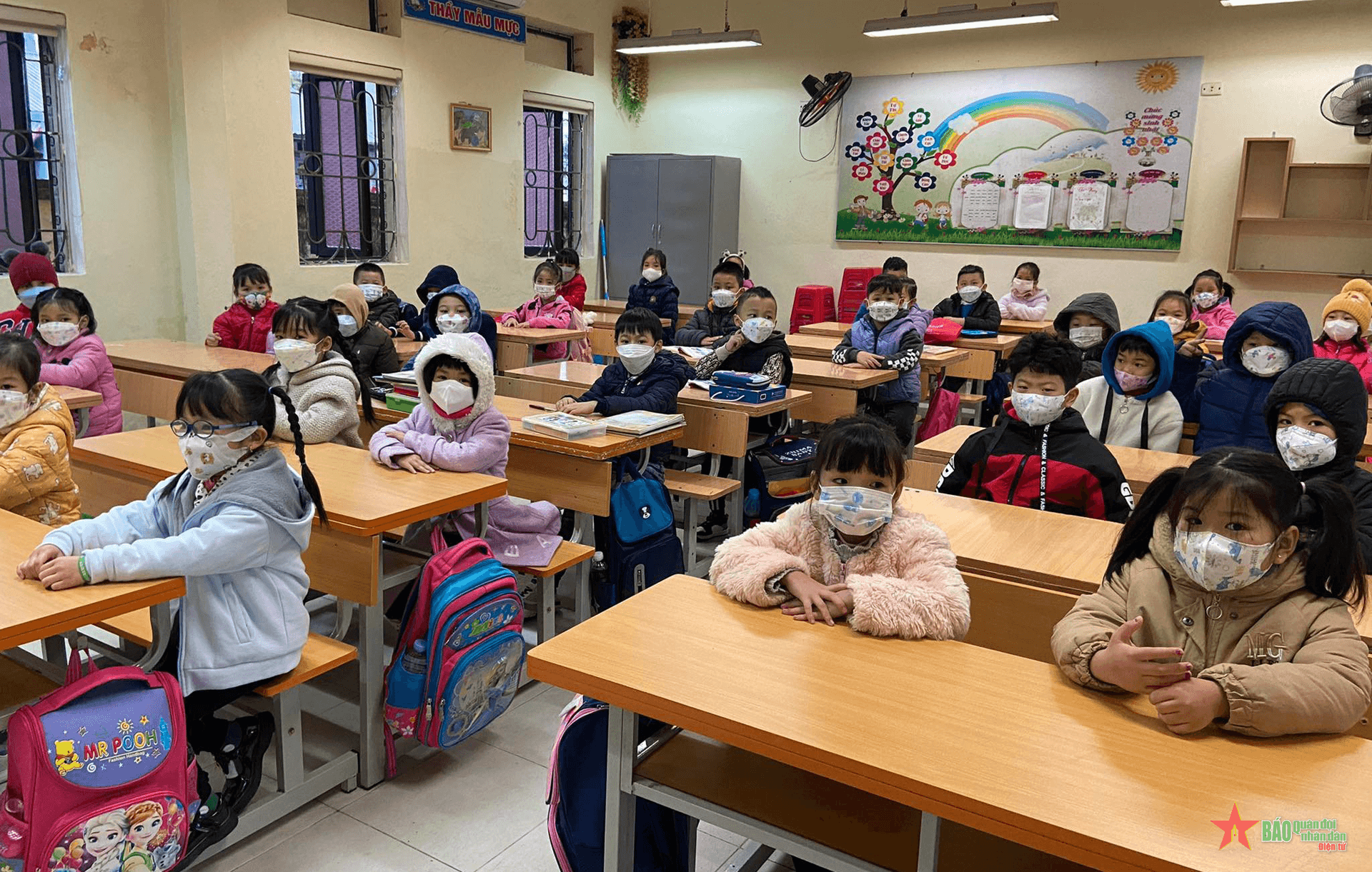 Ban hành Sổ tay bảo đảm an toàn phòng chống dịch Covid-19 trong trường học