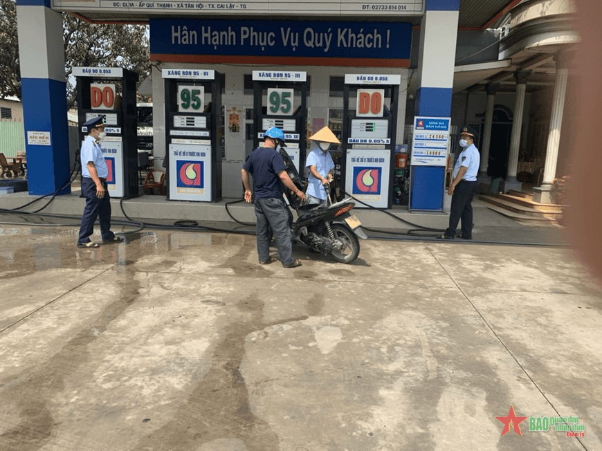 Chủ tịch Quốc hội đề nghị giám sát về vấn đề xăng dầu