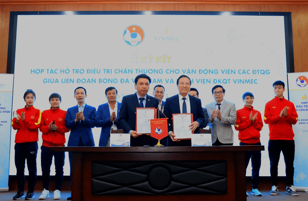 Cầu thủ tuyển Việt Nam được tài trợ điều trị chấn thương