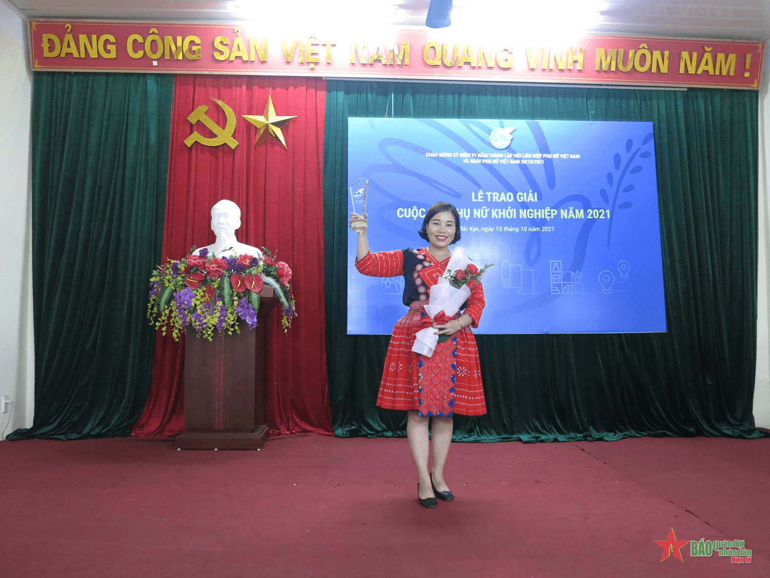 Cô gái Tày đam mê nông nghiệp
