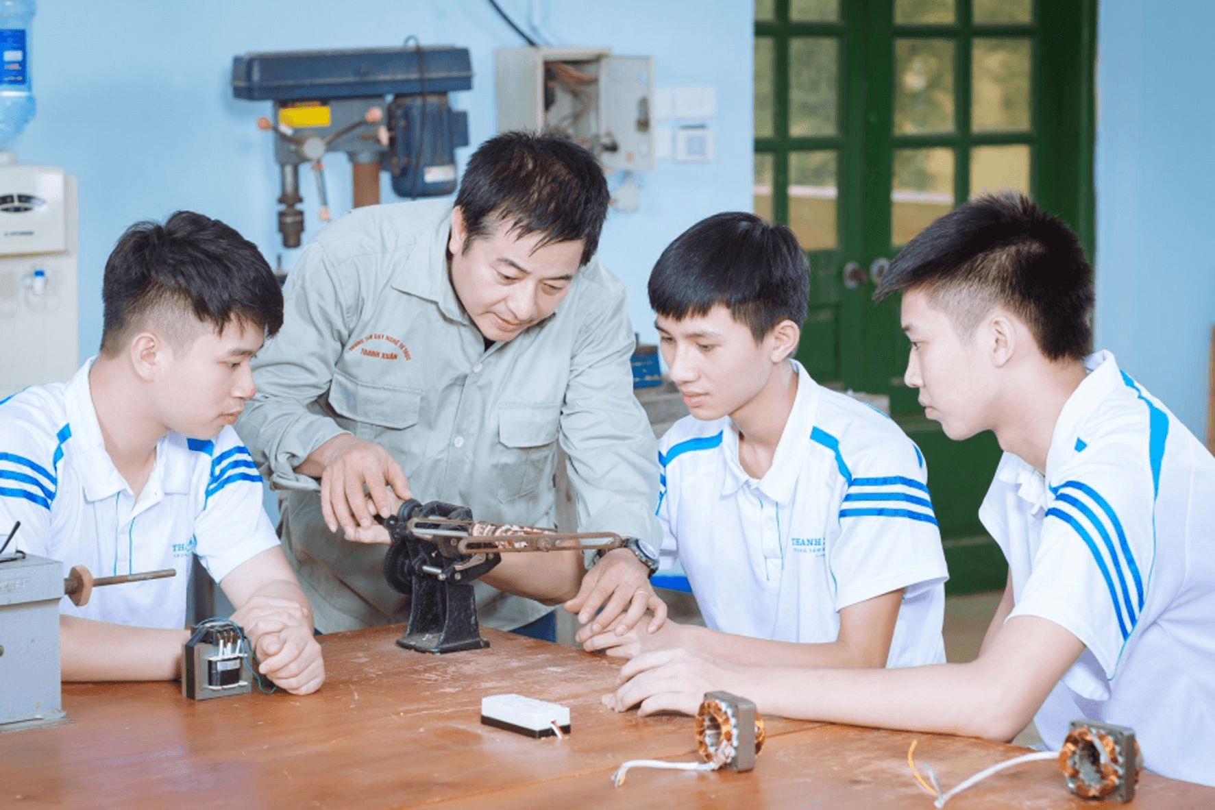 Phát triển kỹ năng số, thích ứng với thị trường lao động