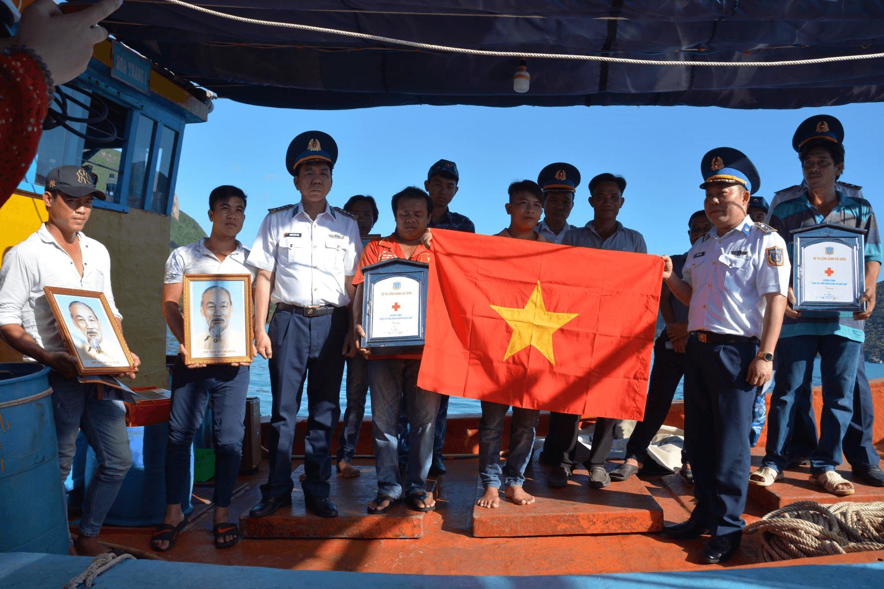 Giúp ngư dân Côn Đảo vượt khó