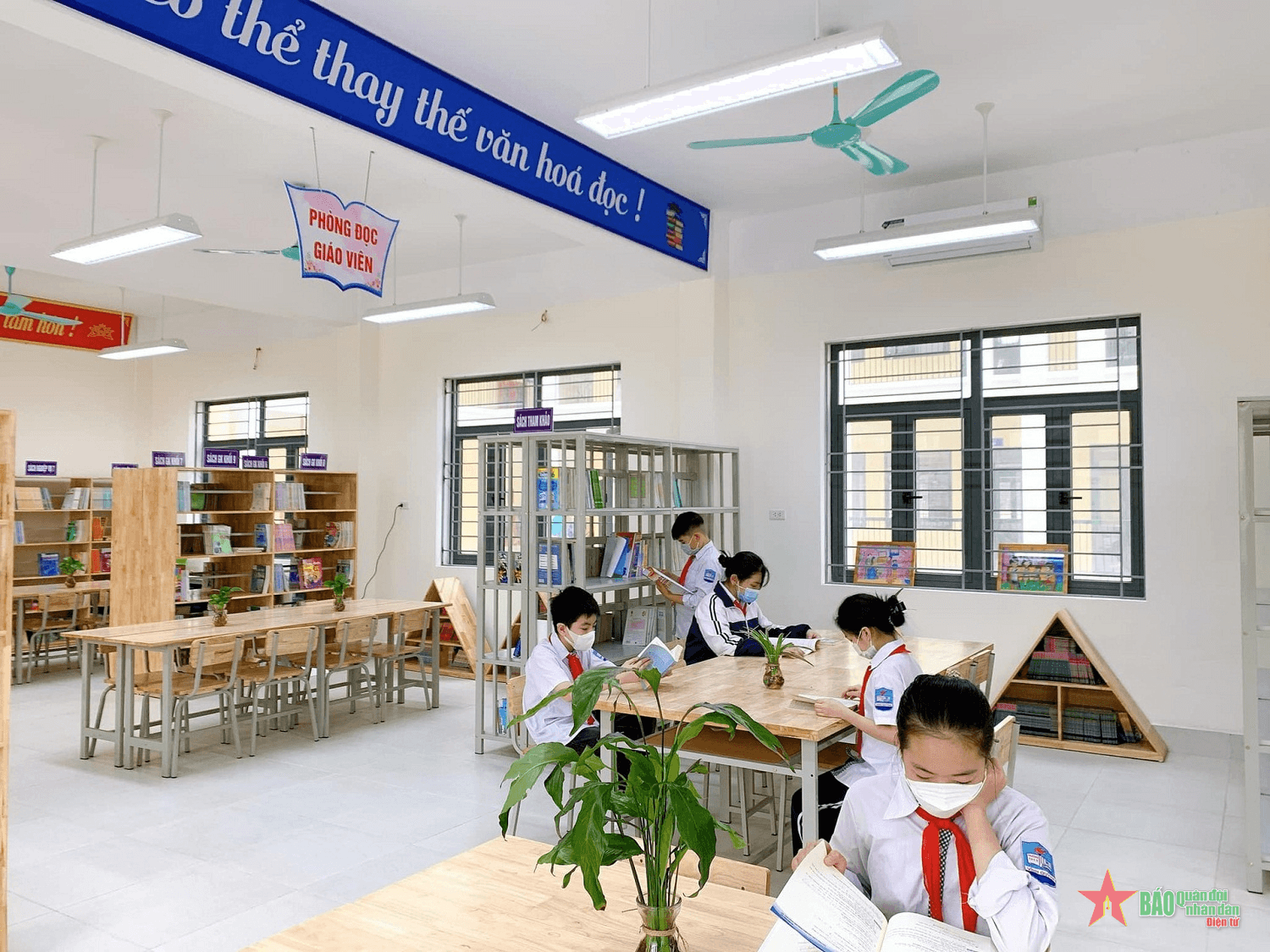 Chú trọng đầu tư, chăm lo phát triển giáo dục