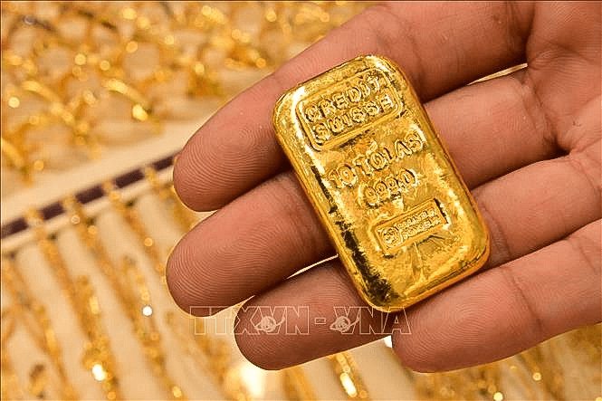 Vàng trong nước đảo chiều, tăng vượt ngưỡng hơn 70 triệu đồng/ lượng bán ra

​