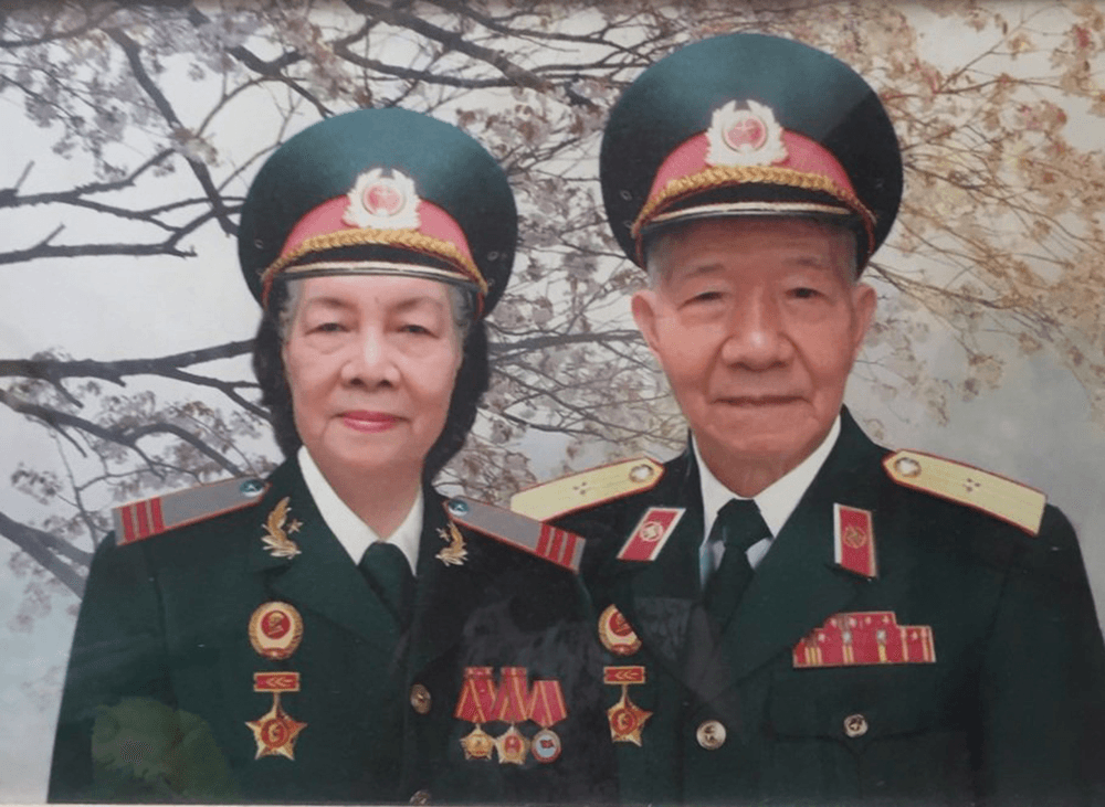 Tỏ tình “kiểu lính thông tin”