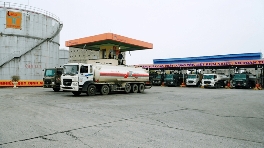 Chủ động bảo đảm tốt xăng, dầu cho các nhiệm vụ