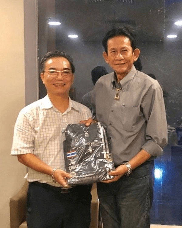 Người hết lòng vì thể thao Hà Nội