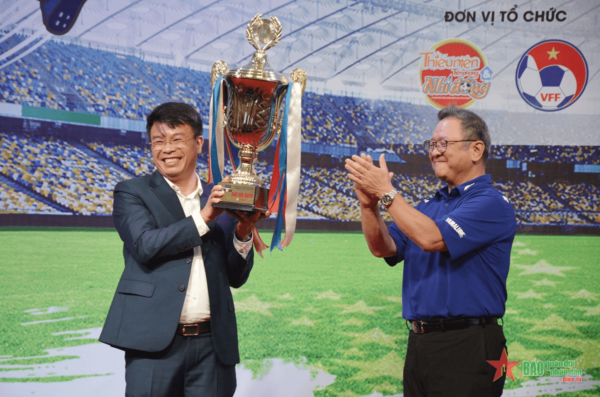 37 đội bóng tranh tài Giải bóng đá thiếu niên toàn quốc 2022