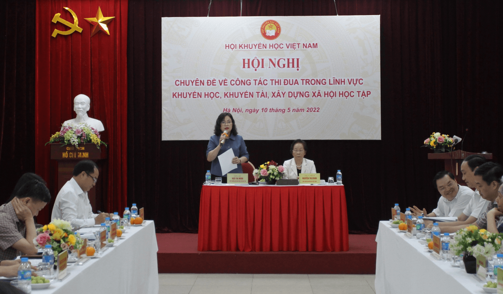 Thúc đẩy phong trào thi đua khuyến học, khuyến tài