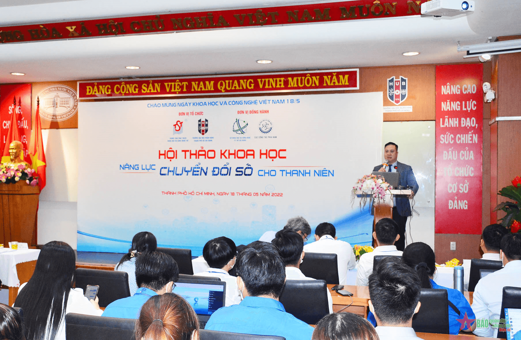 Nâng cao năng lực chuyển đổi số cho thanh niên