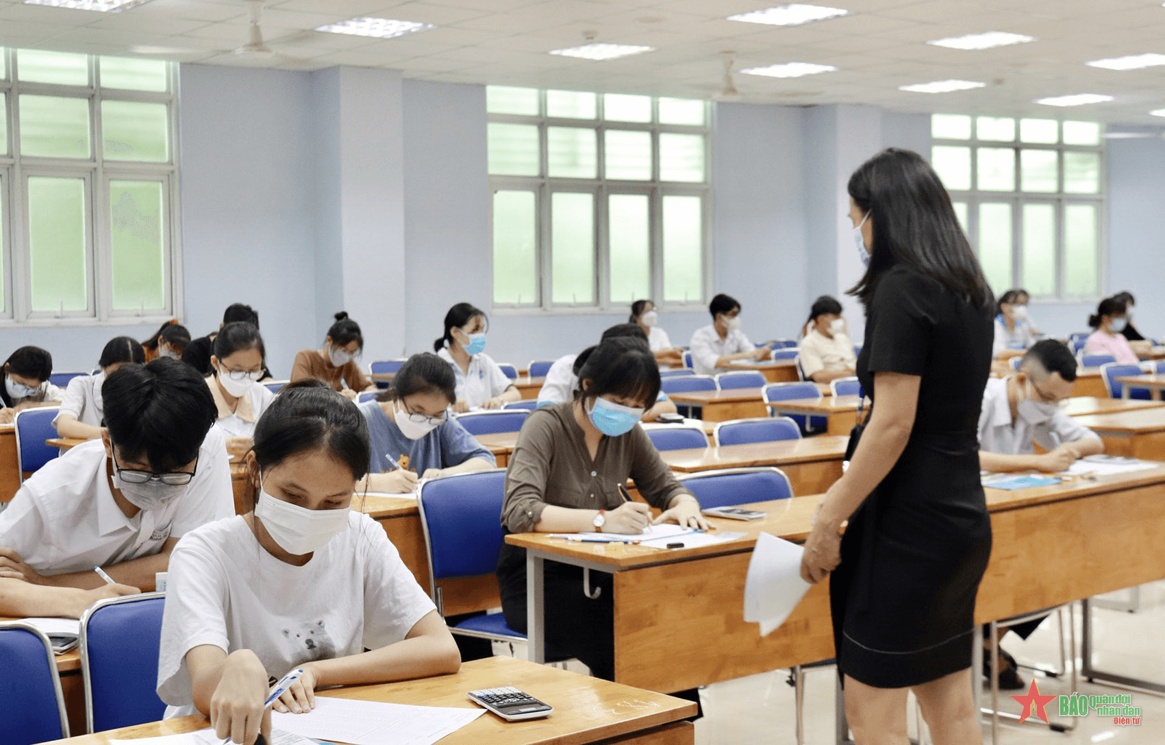 Hơn 38.700 thí sinh dự thi đánh giá năng lực đợt 2 của Đại học Quốc gia TP Hồ Chí Minh