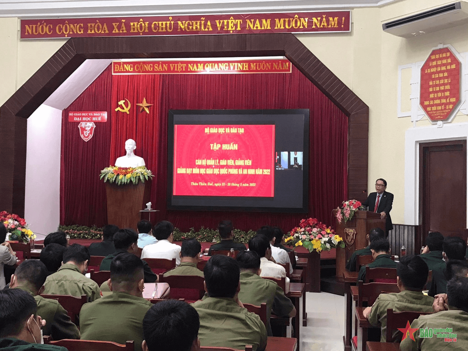 Bộ Giáo dục và Đào tạo tập huấn giảng dạy môn giáo dục quốc phòng và an ninh