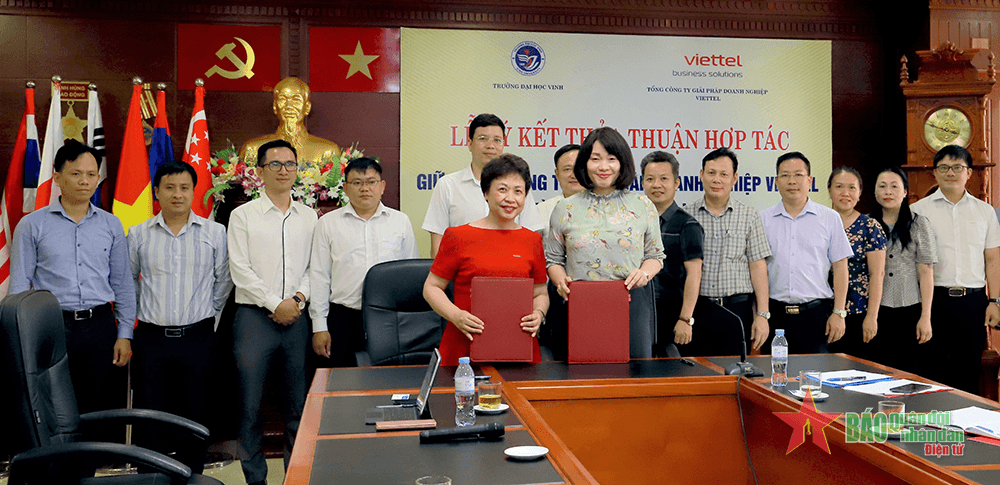 Viettel giúp Trường Đại học Vinh chuyển đổi số