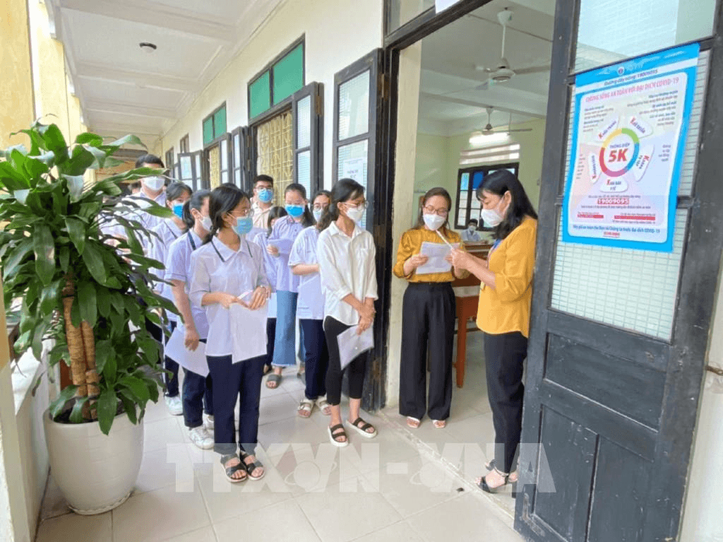 Hà Nội: Thí sinh thuộc diện F0 được xét tuyển vào lớp 10 trường công lập