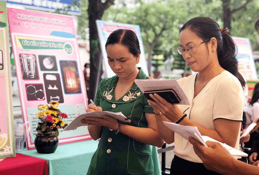 Nhân rộng kinh nghiệm trong bồi dưỡng giáo viên
