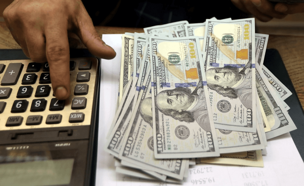 Tỷ giá USD hôm nay 18-6: Đồng USD bật tăng trở lại, tiệm cận mốc 105