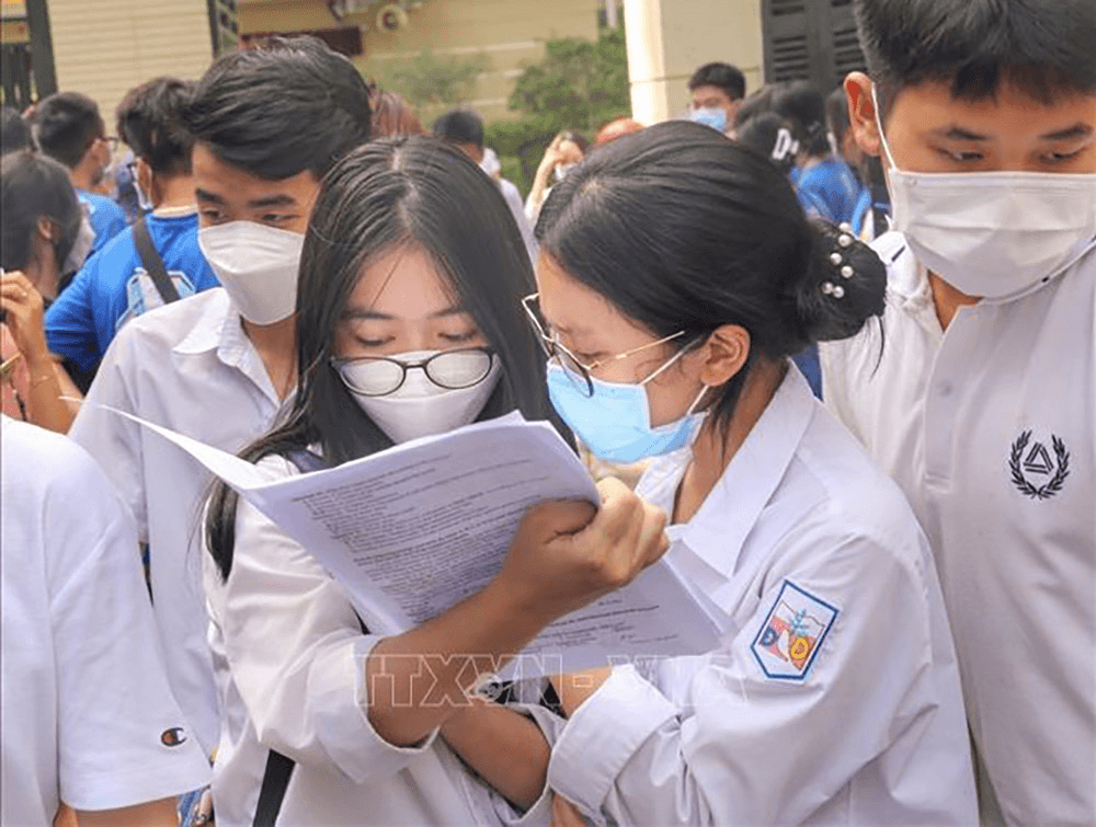Ngày thi đầu tiên vào lớp 10 ở Hà Nội: Gần 1.000 thí sinh vắng mặt