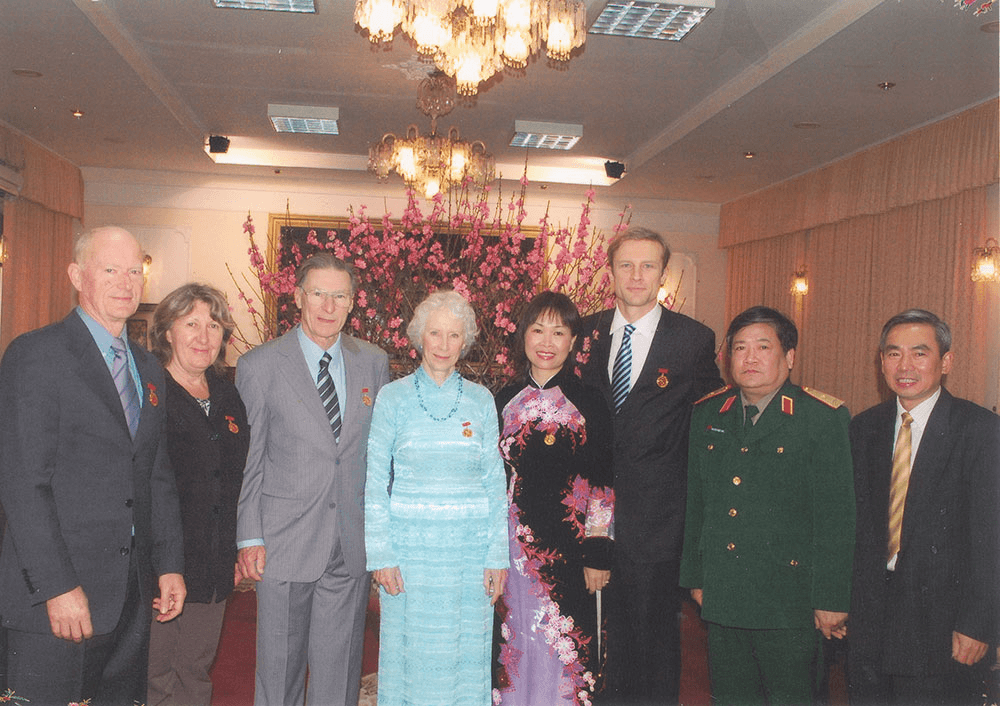 Dọc đường trận mạc