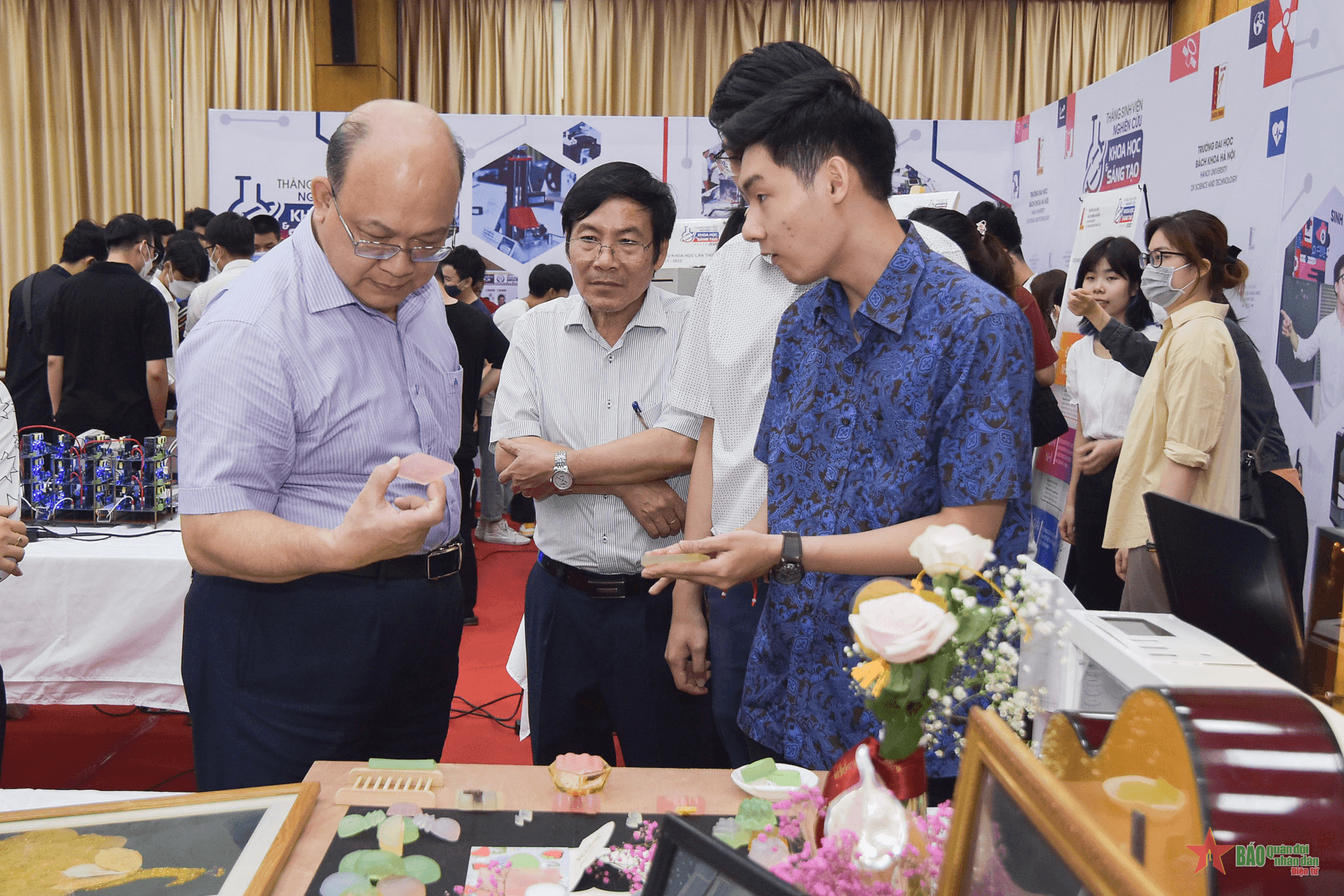 “Mục sở thị” 300 sáng tạo khoa học đột phá của sinh viên Bách khoa