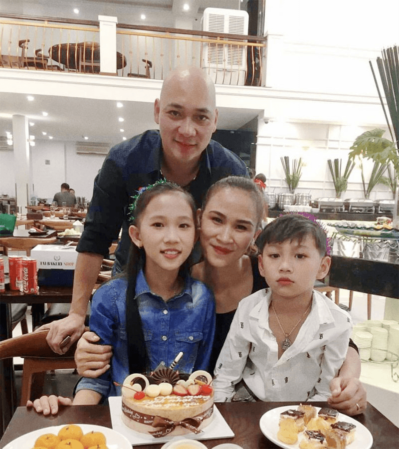 Hạnh phúc của vợ chồng nhà võ