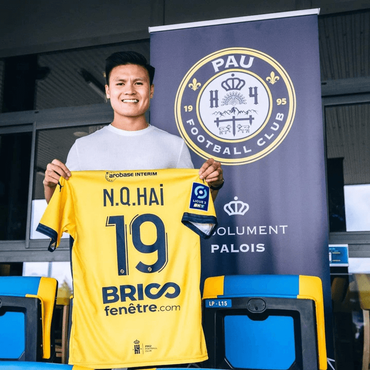 Quang Hải chia sẻ gì sau khi trở thành tân binh của Pau FC?