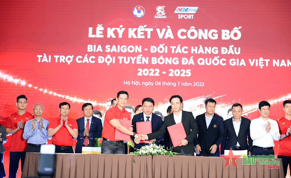 SABECO đồng hành với các đội tuyển bóng đá Việt Nam