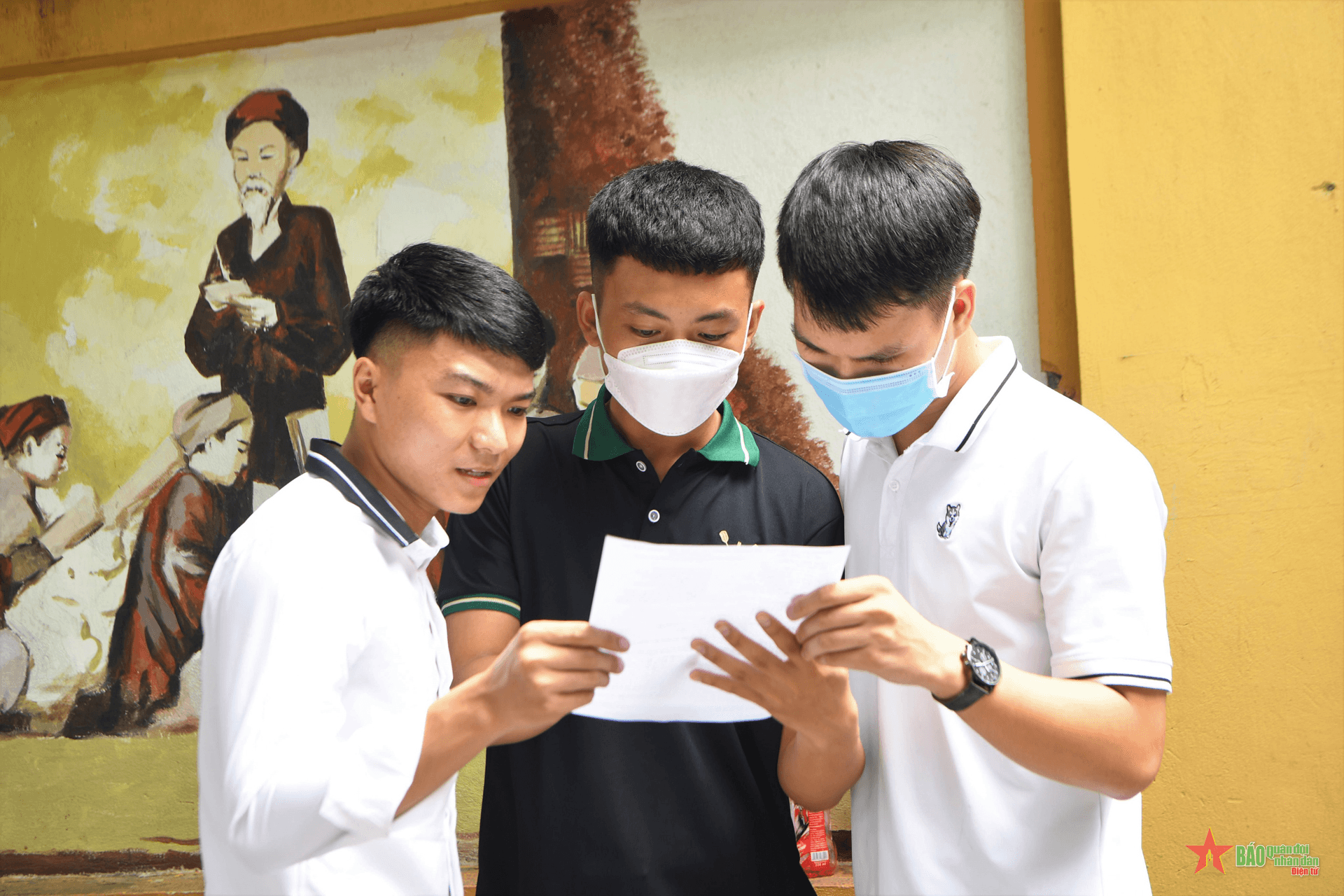 Thí sinh phấn khởi vì đề Ngữ văn từng được ôn rất kỹ