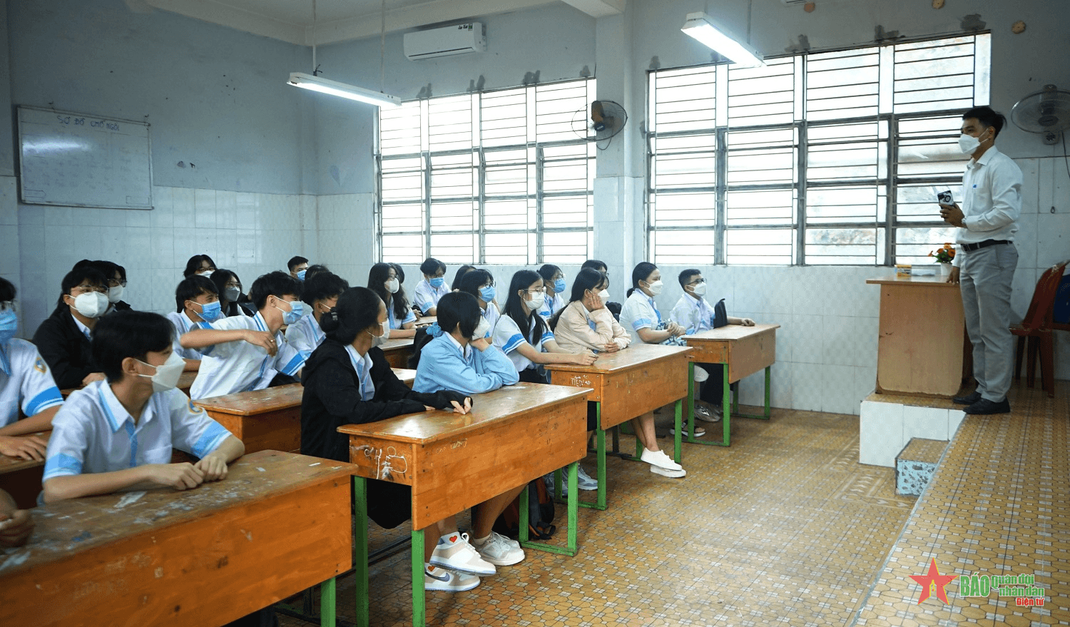 Miễn học phí THCS - chính sách đúng đắn, kịp thời, nhân văn