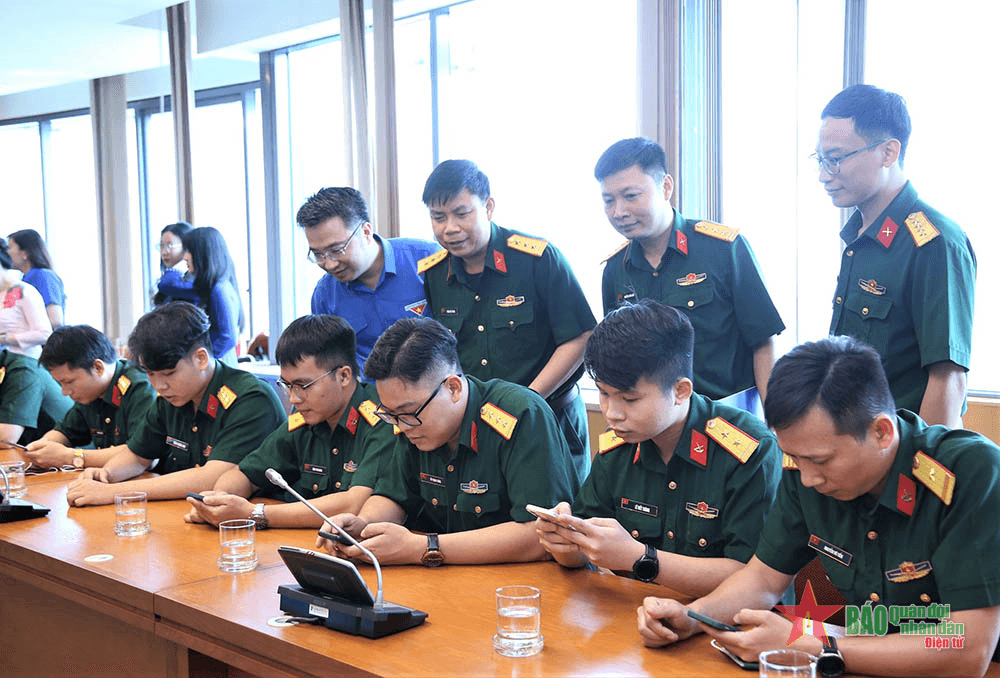 Nền tảng để cán bộ trẻ hội nhập quốc tế
