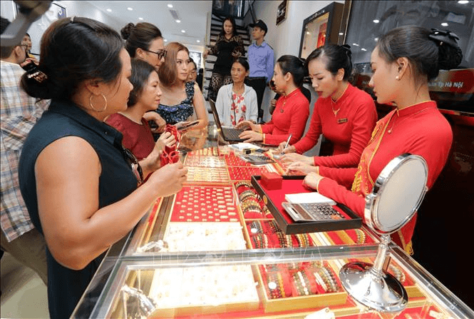 Giá vàng trong nước tiếp tục duy trì ở ngưỡng hơn 68 triệu đồng/lượng