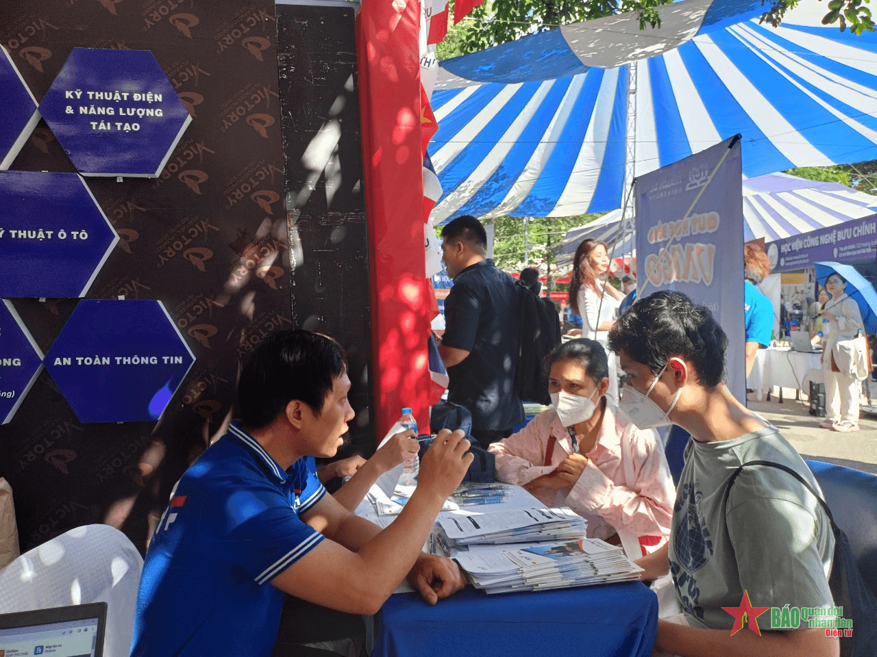 Tư vấn điều chỉnh nguyện vọng đăng ký xét tuyển vào đại học