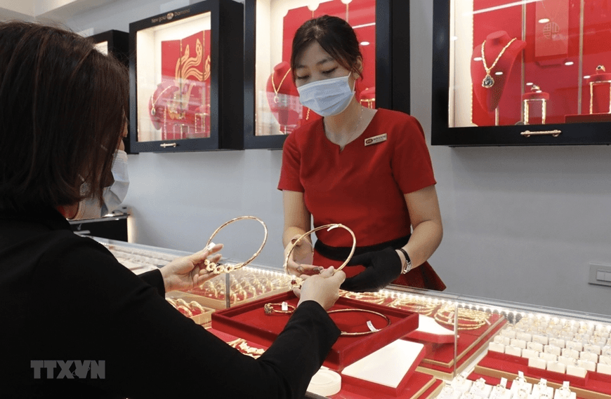 Vàng SJC duy trì ngưỡng giá hơn 66 triệu đồng/ lượng bán ra