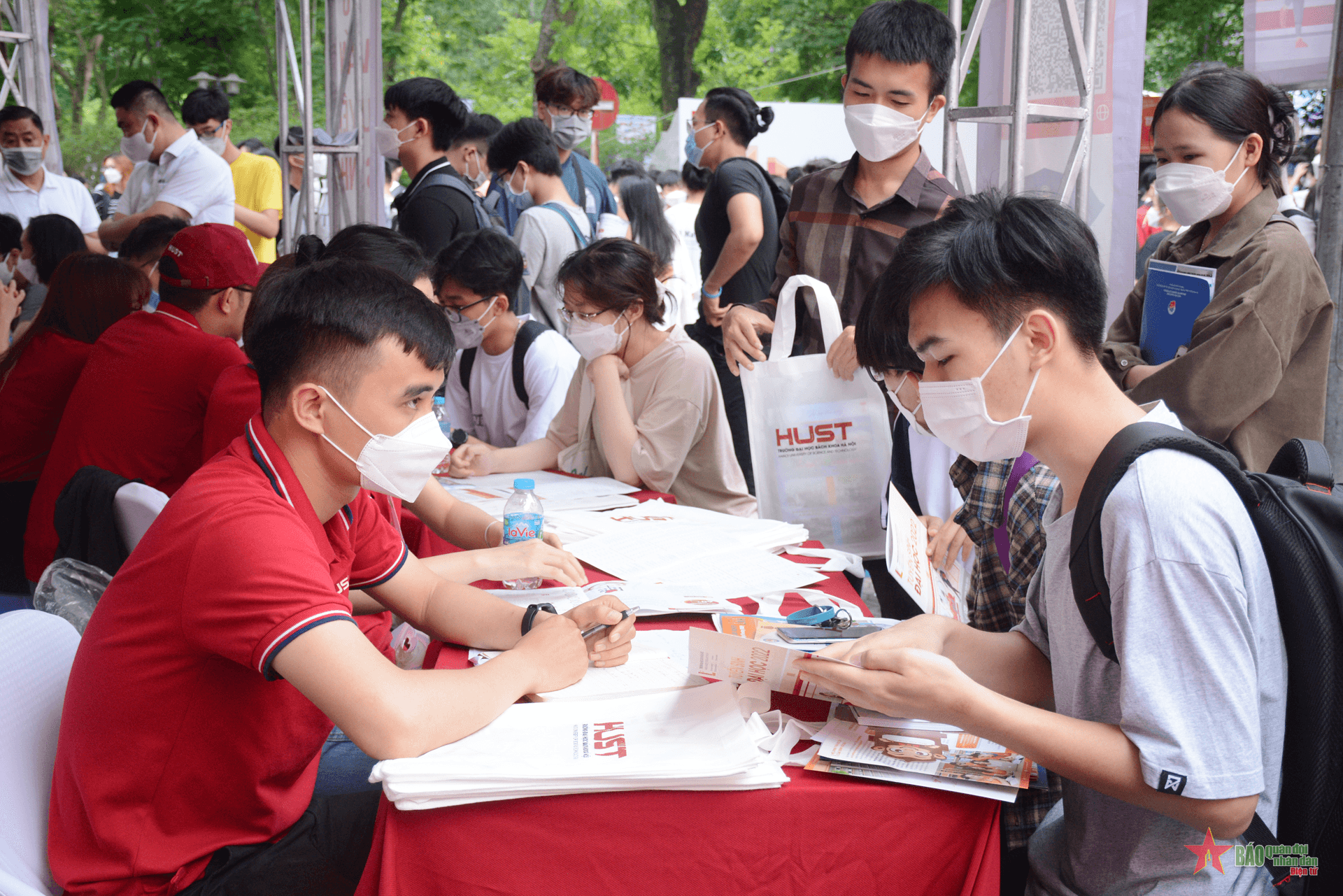 Điểm sàn xét tuyển đại học năm 2022 một số trường
